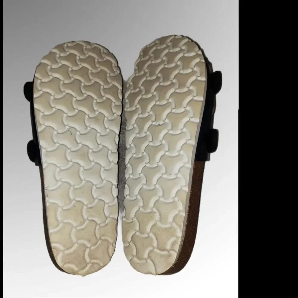 Biostep 2 strap sandals,  black patent leather sz 9 - Picture 9 of 11